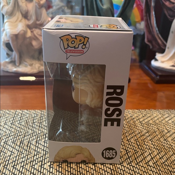 Funko Pop! Golden Girls Rose Figure with Blonde Hair - Picture 2 of 6